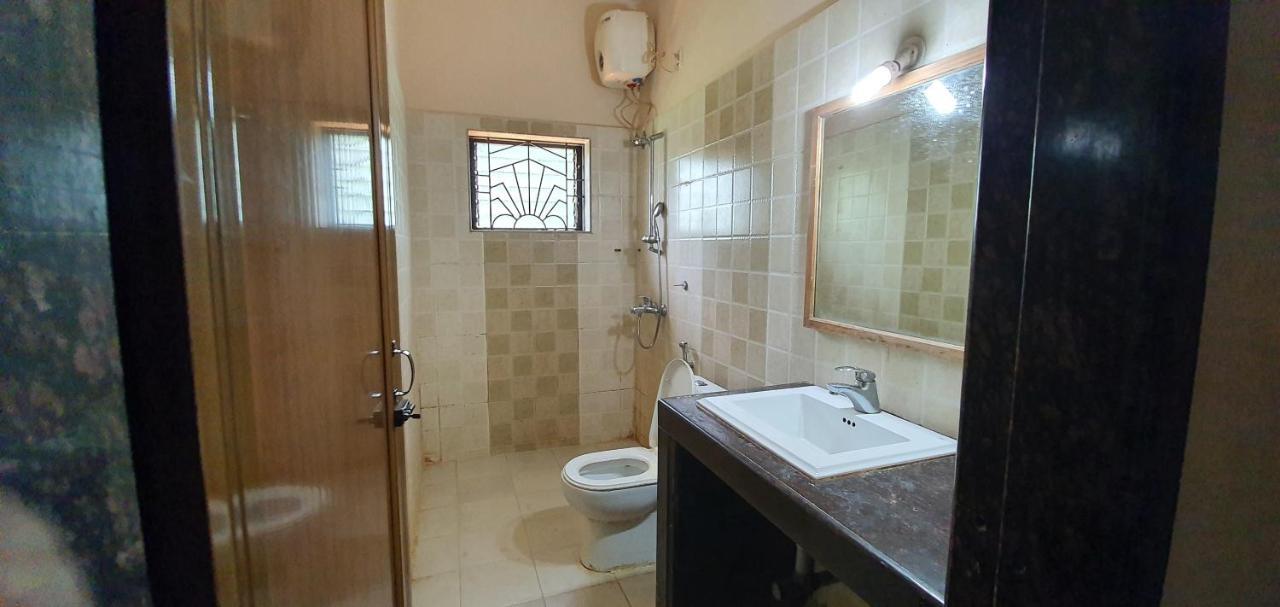 Bella Pensao Bed & Breakfast Parra Bagian luar foto